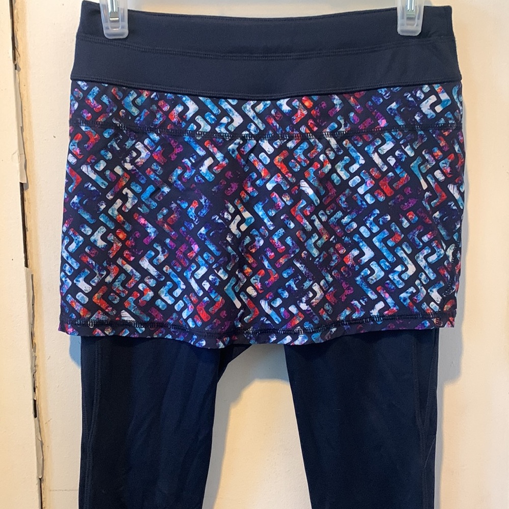 Athleta Woman’s Skirt Leggings, Size XS - Picture 2 of 3